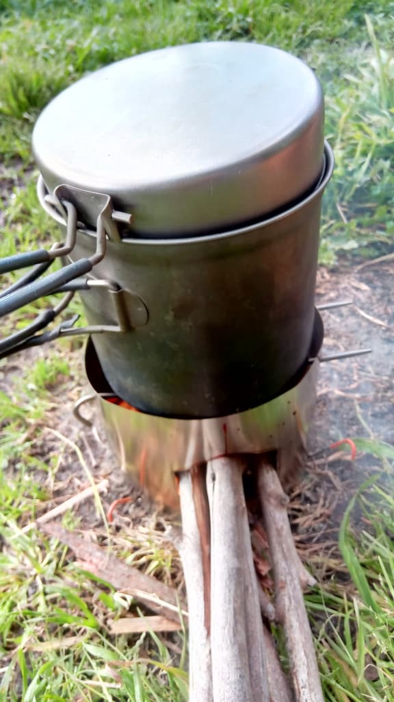 DIY 33 Gram Roll Up SS Hobo Stove | The Ultralight Hiker